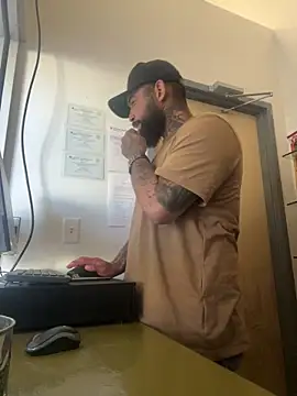 Snapshot of jr91esl chatting on 02/02/25, 10:39 jr91esl online show from 02/02/25, 10:39