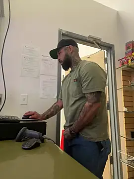 Snapshot of jr91esl chatting on 02/07/25, 04:06 jr91esl online show from 02/07/25, 04:06