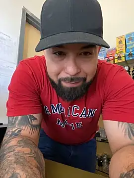 Snapshot of jr91esl chatting on 03/15/25, 10:44 jr91esl online show from 03/15/25, 10:44