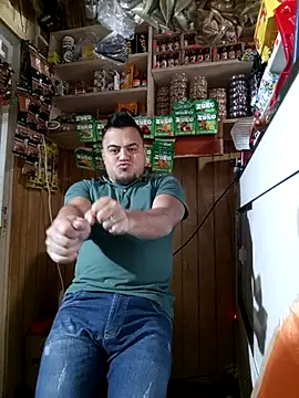 TheBriiaand30 online show from 11/01/25, 07:49