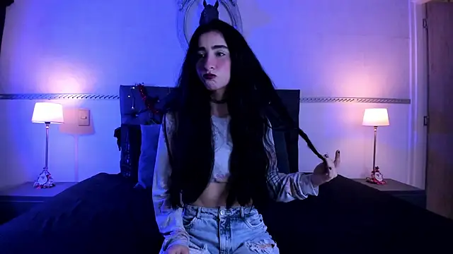 RomeroMoon online show from 12/23/24, 01:24