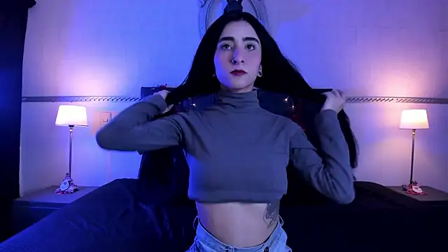 RomeroMoon online show from 12/24/24, 04:19