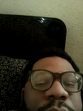 dvaughn3117 online show from 03/11/25, 03:56