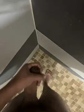 Snapshot of mylovetr1 chatting on 01/28/25, 03:57 mylovetr1 online show from 01/28/25, 03:57