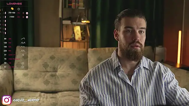 Snapshot of Karlos_Ripped_ chatting on 12/10/24, 09:33 Karlos Ripped online show from 12/10/24, 09:33