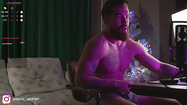 Snapshot of Karlos_Ripped_ chatting on 01/04/25, 10:16 Karlos Ripped online show from 01/04/25, 10:16