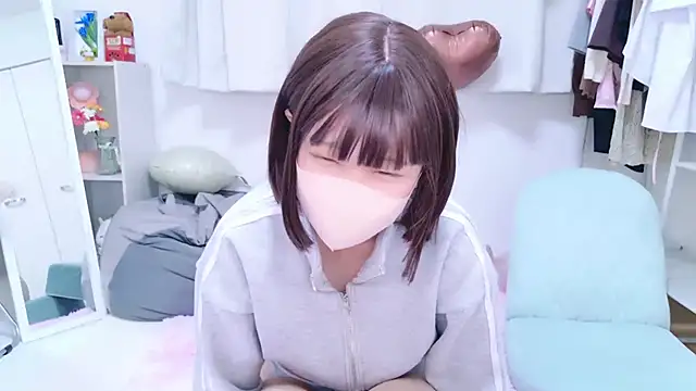 aki zzz online show from 02/15/26, 10:06