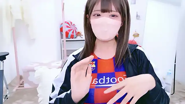 aki zzz online show from 06/12/26, 12:15
