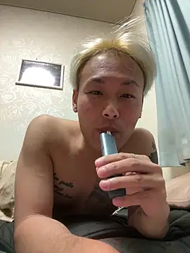 kouji8800 online show from 01/11/25, 09:57