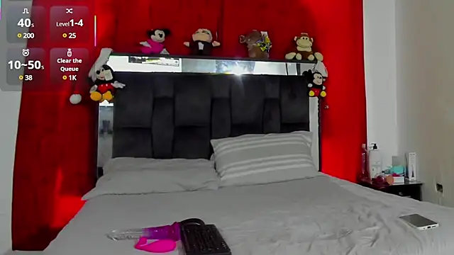 chloe vasquez710 online show from 01/22/25, 04:44