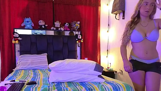 chloe vasquez710 online show from 03/04/25, 07:32