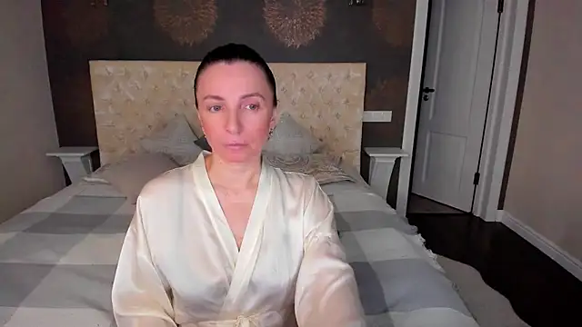 AllisonWilliams online show from 12/13/24, 06:16