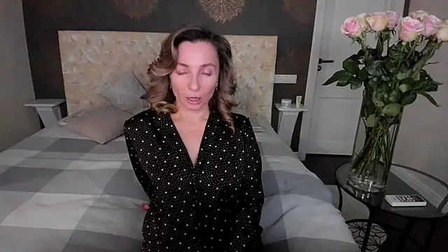 AllisonWilliams online show from 11/28/25, 03:36