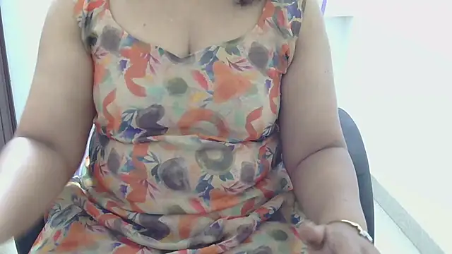 indian anu mallu online show from 10/20/25, 07:42