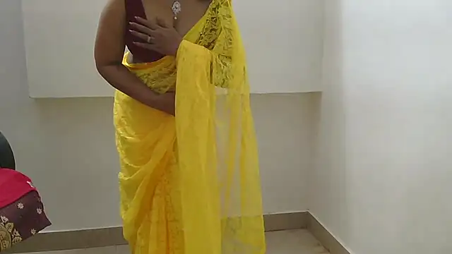 indian anu mallu online show from 10/27/25, 05:55