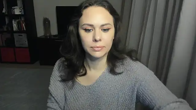 MollyCheiz online show from 12/05/25, 03:52