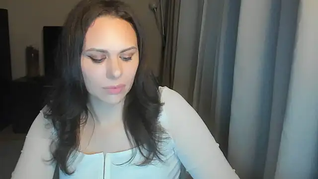 MollyCheiz online show from 03/29/26, 08:53