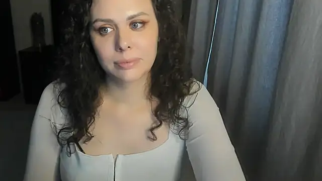 Snapshot of MollyCheiz chatting on 07/02/26, 03:23 MollyCheiz online show from 07/02/26, 03:23