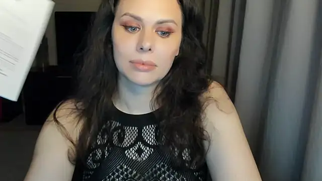 Snapshot of MollyCheiz chatting on 07/11/26, 09:16 MollyCheiz online show from 07/11/26, 09:16