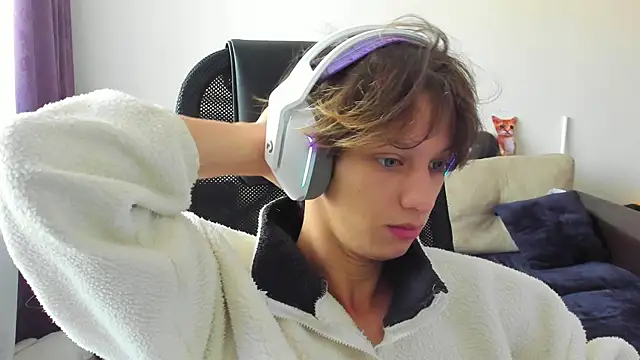 Ostin meow online show from 09/26/25, 05:55