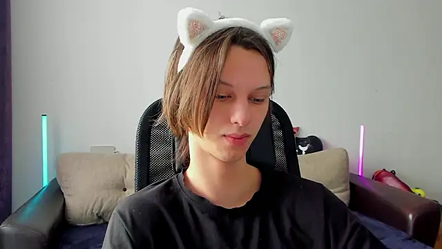 Ostin meow online show from 03/06/26, 08:44