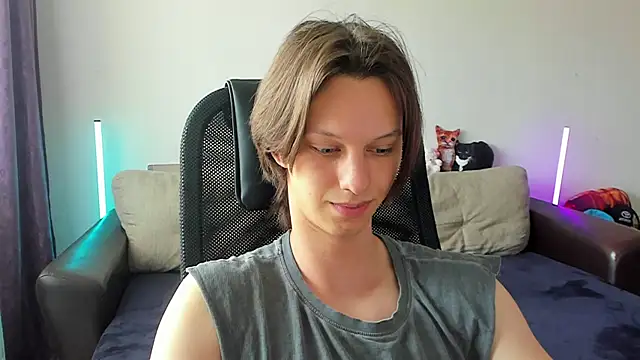 Snapshot of Ostin_meow chatting on 05/28/26, 08:22 Ostin meow online show from 05/28/26, 08:22