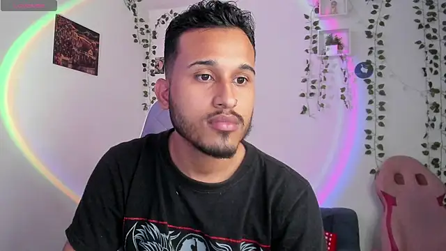 Raf brunette online show from 12/18/24, 12:51