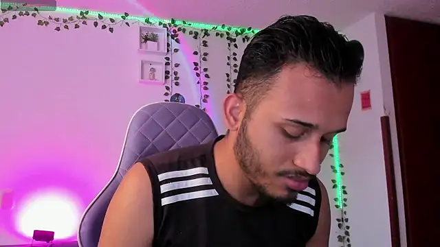 Raf brunette online show from 01/10/25, 12:26