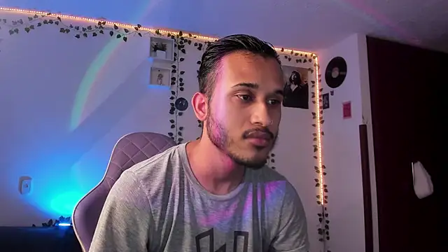 Raf brunette online show from 02/03/25, 11:20