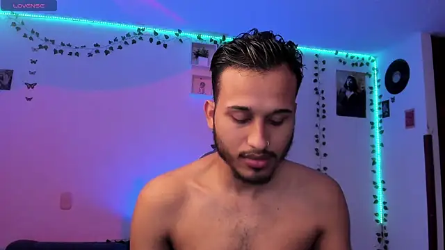 Raf brunette online show from 03/04/25, 12:33