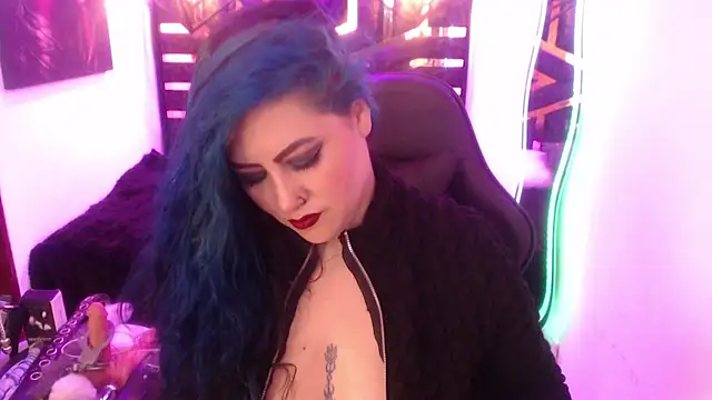 scarleth blue online show from 05/18/26, 04:07
