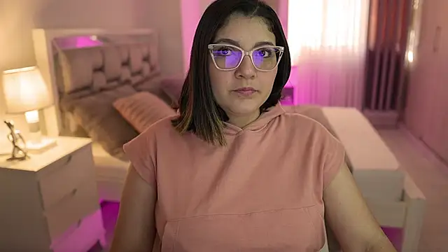 Camilaa bueno online show from 12/09/24, 02:17