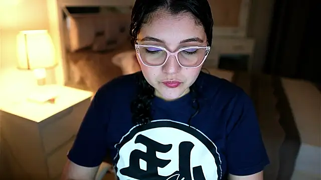 Camilaa bueno online show from 02/16/26, 11:34