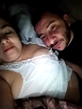 Snapshot of Coppia_sicula chatting on 10/17/25, 10:40 Coppia sicula online show from 10/17/25, 10:40