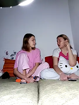 ella grays online show from 02/15/26, 05:09