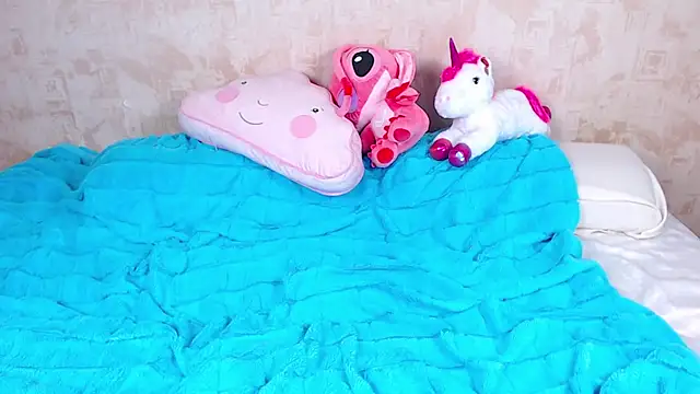 sofiaa here online show from 02/20/25, 09:11