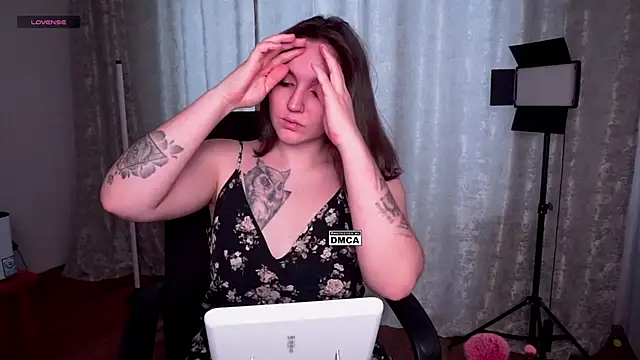 Hoot owl cb online show from 02/25/26, 01:59