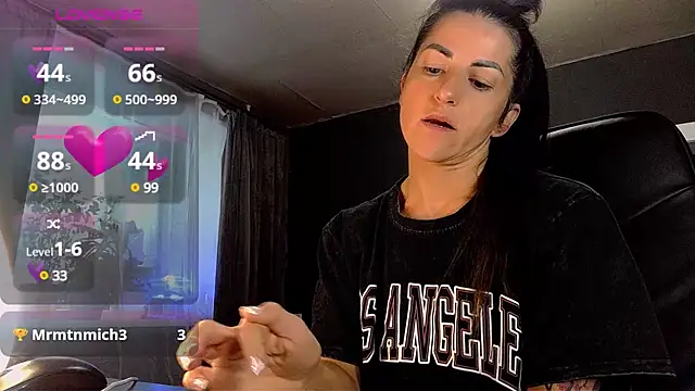 Aria Dl online show from 03/17/25, 12:04