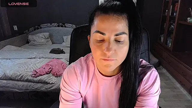 Aria Dl online show from 11/22/25, 11:09