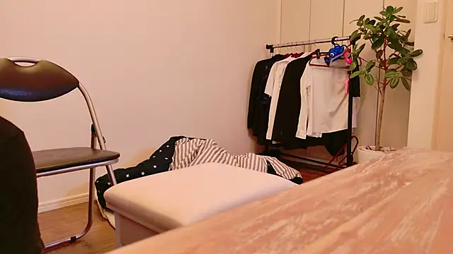 undo-busoku69 online show from 11/23/25, 12:49