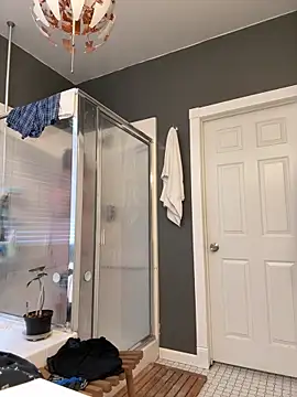 Snapshot of Bluemage710 chatting on 12/02/25, 04:02 Bluemage710 online show from 12/02/25, 04:02