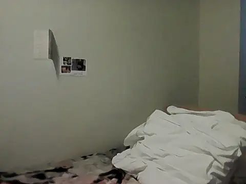 housewife shantie online show from 03/04/26, 07:25