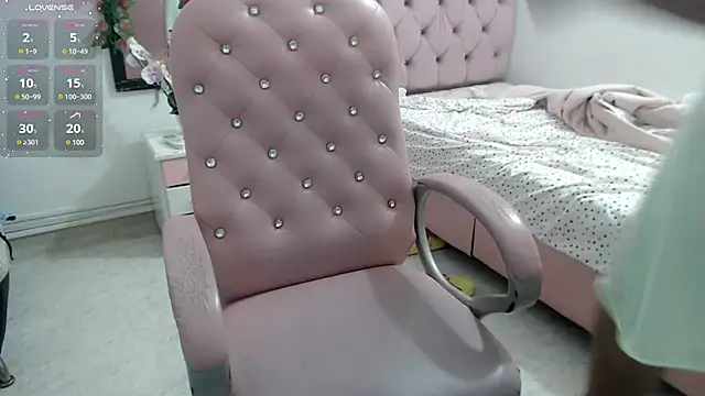 elly willis online show from 12/19/24, 10:24