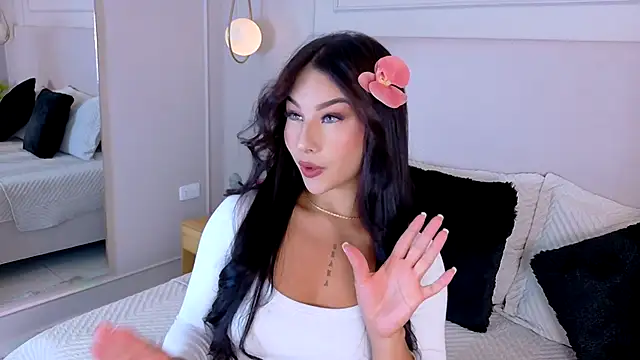 EymiCuper online show from 10/20/25, 07:14