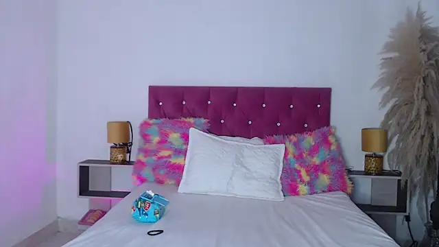 alinakiss online show from 03/09/25, 12:00