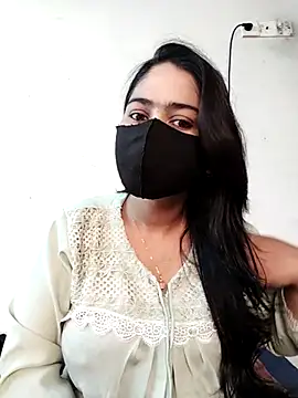 Magical Girl- online show from 01/12/26, 04:07