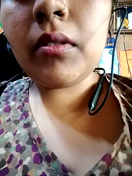 Love-Veronica online show from 02/08/26, 08:18