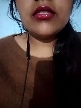 Love-Veronica online show from 02/12/26, 01:28