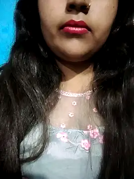 Love-Veronica online show from 02/15/26, 12:47