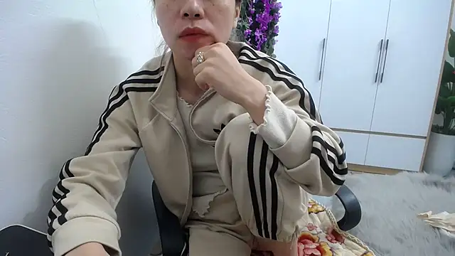 HotQueen online show from 03/08/25, 12:52